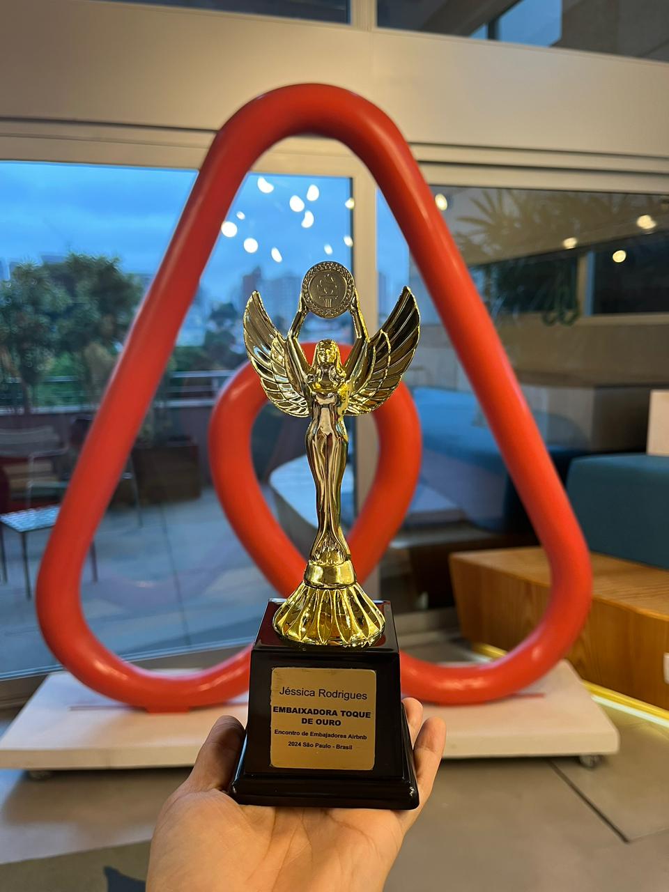 Jéssica Favaretto - Embaixadora Oficial Airbnb Brasil